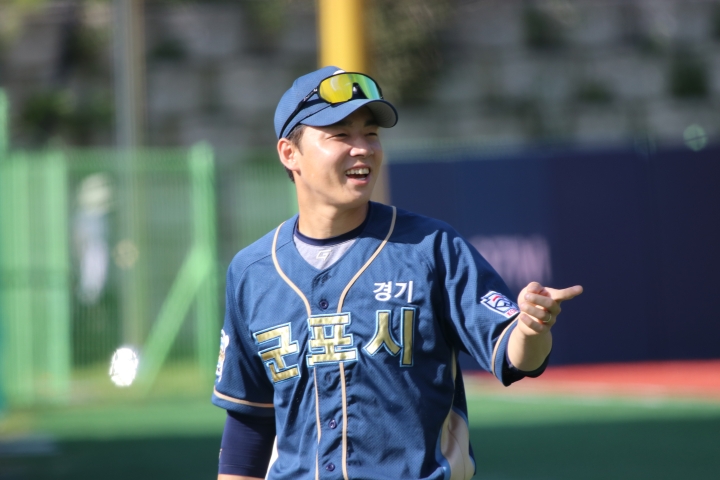  구단소식1 제목도 두줄로 들어갈거라서 제목을 길게 적어봅니다. 