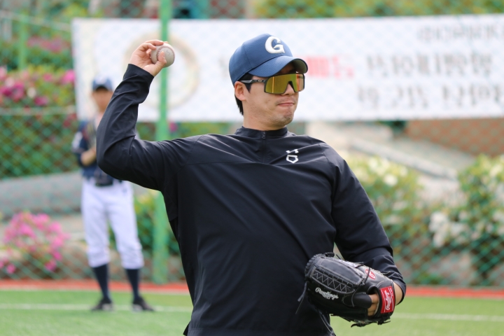 구단소식1 제목도 두줄로 들어갈거라서 제목을 길게 적어봅니다. 